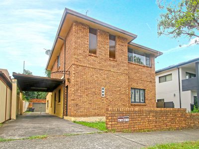 1 / 2 Browning Avenue, Lakemba