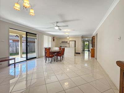 17 Broughton  Cct, Tanilba Bay