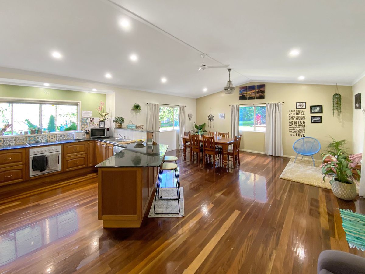 31 Mountain View Drive, Atherton