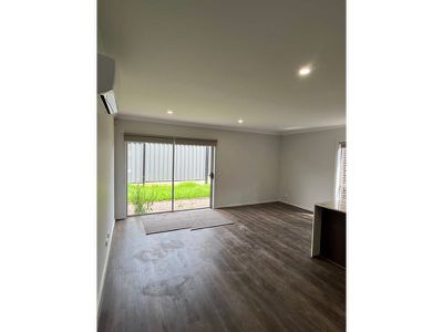 27 Erasmus Avenue, Craigieburn