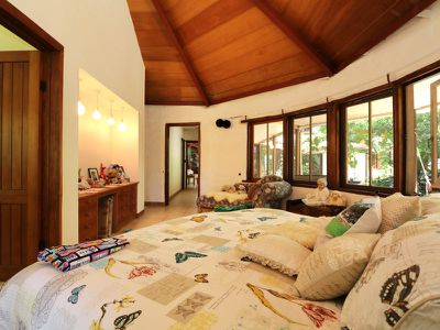 57 Mountain Top Rd, Georgica