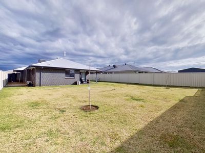 6 Severn Circle, Dubbo