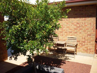12 / 5 John Brass Place, Dubbo
