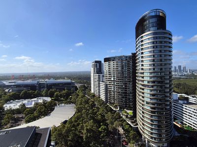 21909 / 2 Figtree Drive, Sydney Olympic Park