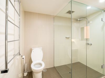 1701 / 10 Balfours Way, Adelaide