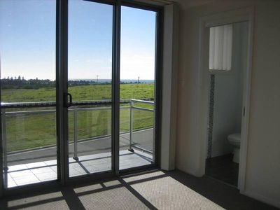 2 Makaha Way, Shell Cove