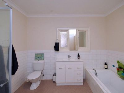 53 Retreat Road, Flora Hill