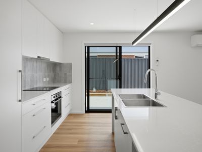 1 / 67 Parkfield Drive, Youngtown