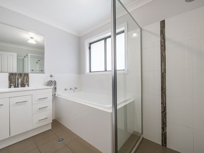 8 Ashlundie Crescent, Dubbo