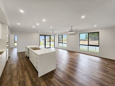 23 Countryview Drive, Atherton