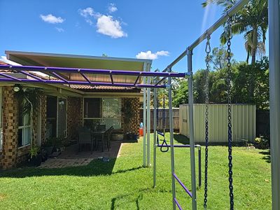 4 Desert Falls Crescent, Parkwood