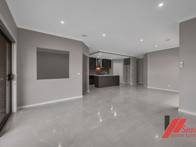 18 Manning Circuit, Tarneit