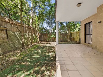 2 / 211a Wigram Road , Forest Lodge