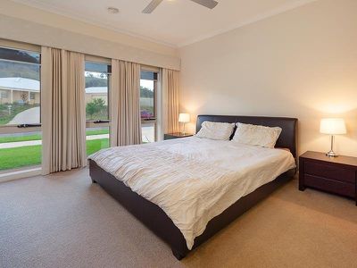 22 BREWER DRIVE, Wodonga