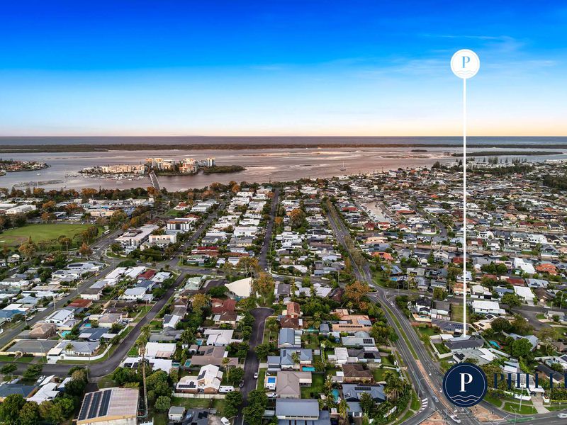 48 Matthew Flinders Drive, Paradise Point