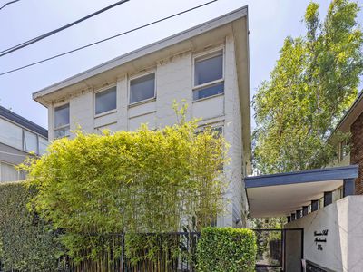7 / 276A Domain Road, South Yarra