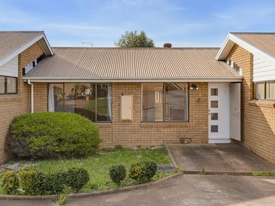 8 / 11 Cadbury Road, Claremont