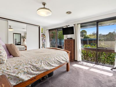 17-19 St Elmo Crescent, Highton