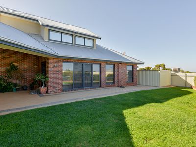 14B Purna Place, Hannans