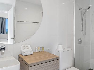 57 / 31 Queensland Avenue, Broadbeach