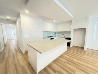 28 Riverglen Drive, Craigieburn