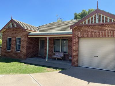 32A Crown Street, Tamworth