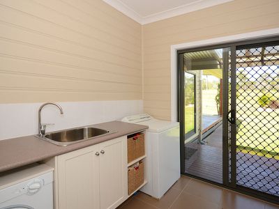 12 OAKES DRIVE, Burrum Heads