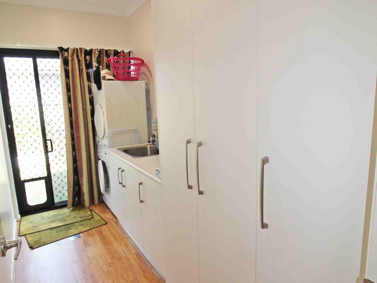 1 / 28 GARGAN LANE, Atherton