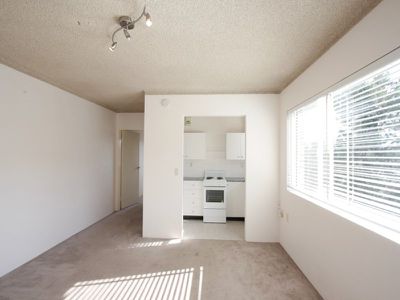 8 / 14 Meadow Crescent, Meadowbank
