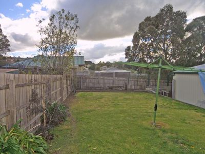 24 Phillip Drive, Sunbury