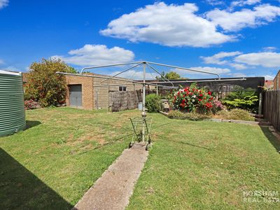 17 Schwarz Avenue, Horsham