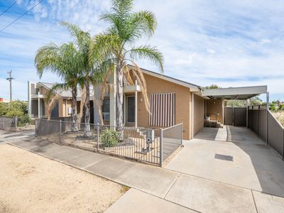 1&2 / 7 Newton Street, Shepparton