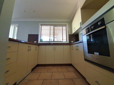 8 Catchpole Close, Dubbo