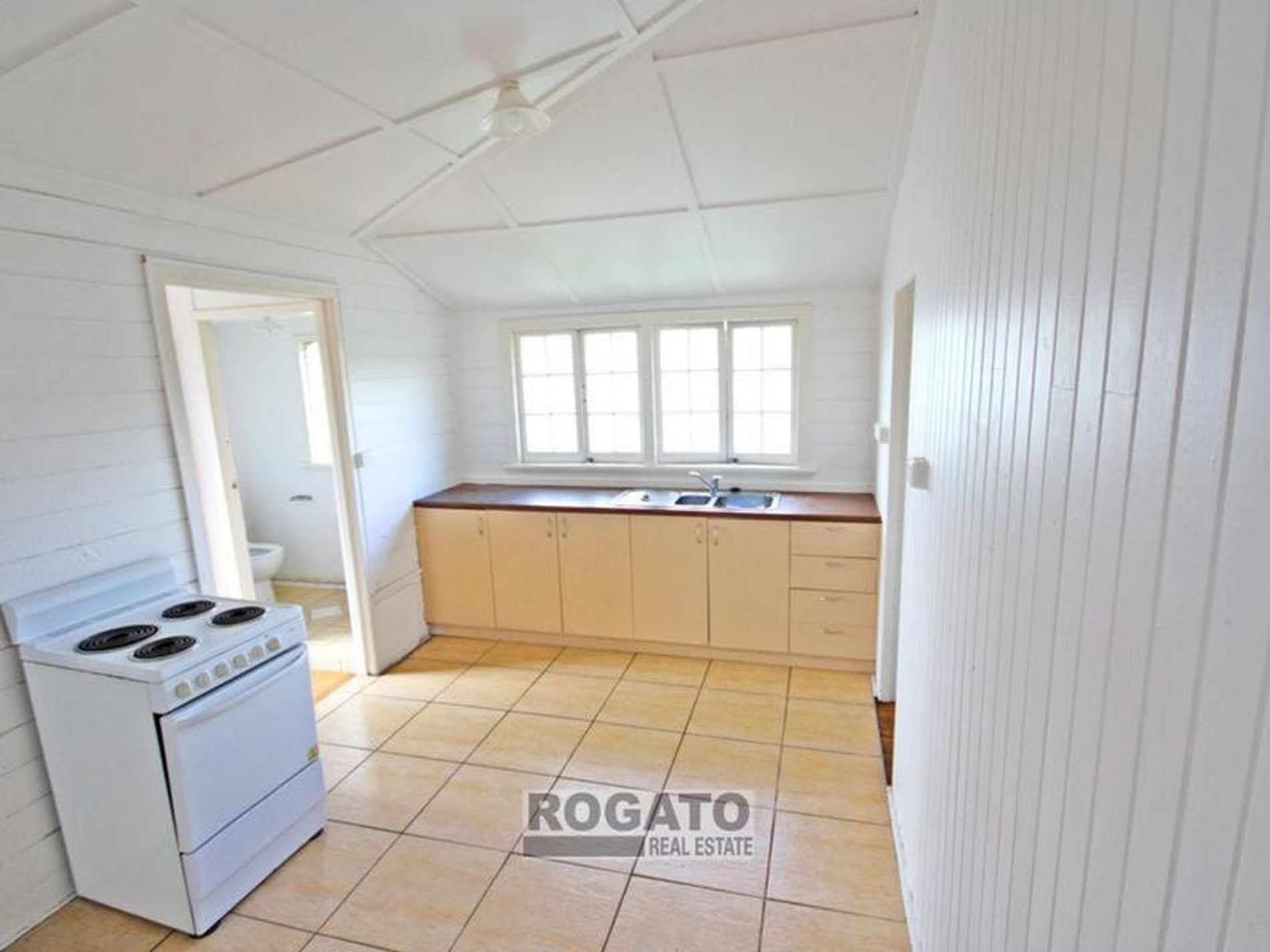 4 / 125 Walsh Street, Mareeba