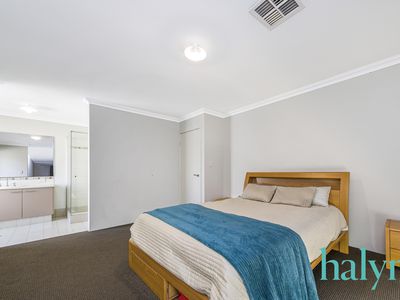 10 Supanova Lane, Australind