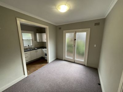 2 / 11 Bourke Street, North Wollongong
