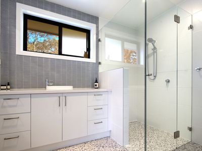 11 Old Highway, Narooma