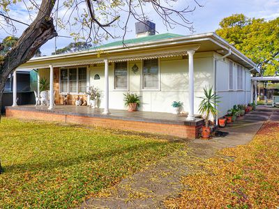 8 Park Street, West Wyalong