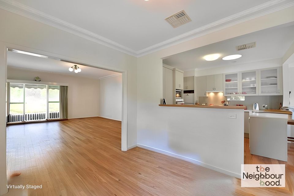 1 / 32 Doynton Parade, Mount Waverley