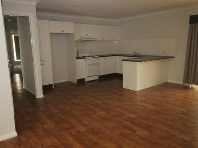 4 / 204 Rocket Street, Bathurst