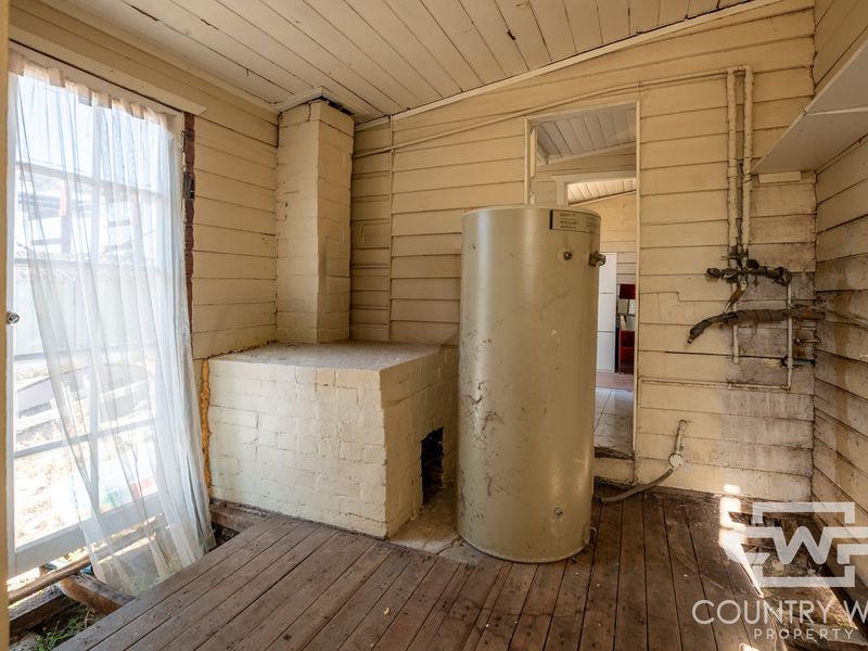 84 Grovers Lane, Glen Innes