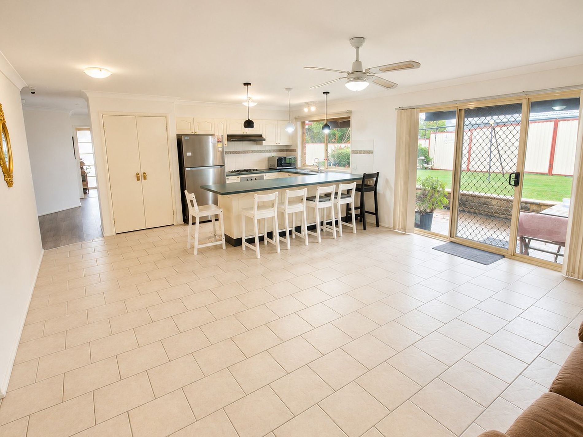 19 Monarch Drive, Hamlyn Terrace