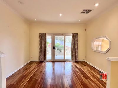 6 Hollyoak Rise, Eltham North