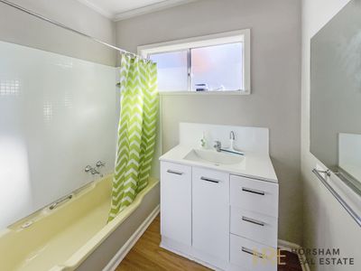 38A Federation Avenue, Horsham