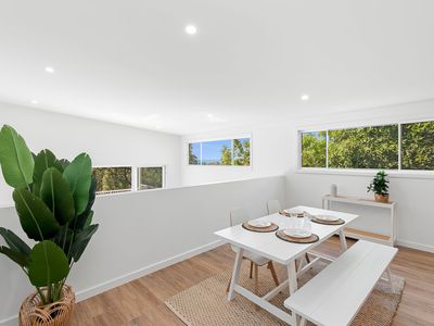 6B Seaview Way, Long Beach