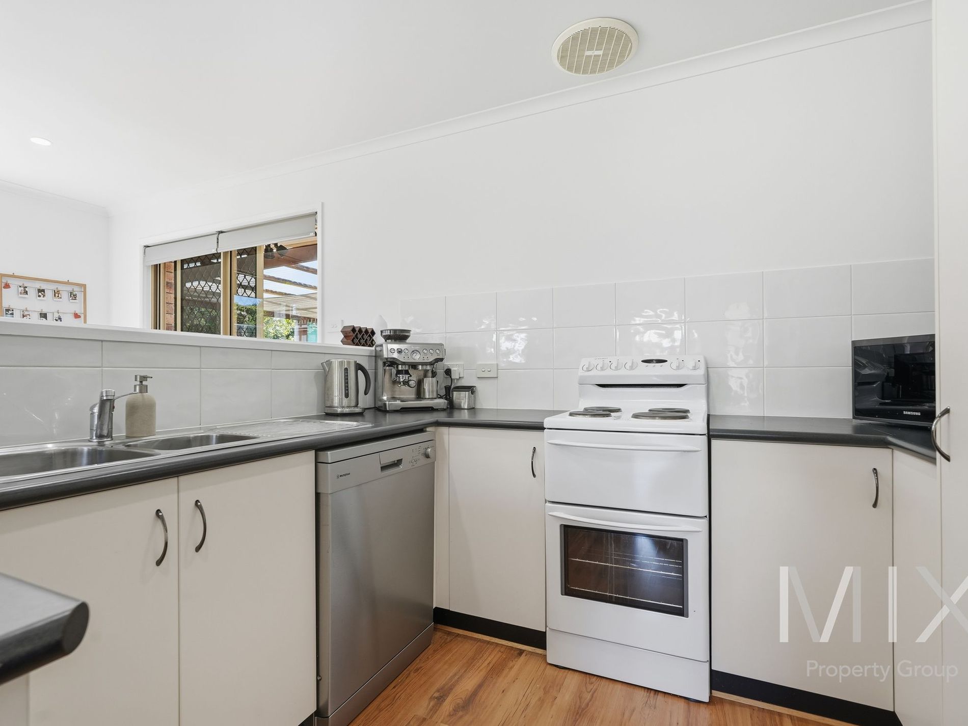 4 Russell Road, Claremont