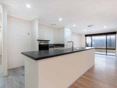 15 Jitarning Brace, Baldivis