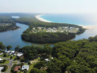 30 Beach Street, Lake Tabourie