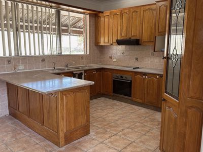 40 Clementson Drive, Rossmore