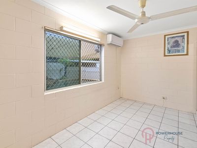 8 Merrybrook Street, Freshwater